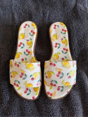 MICHAEL Michael Kors White Slides with Lemon & Cherry Print